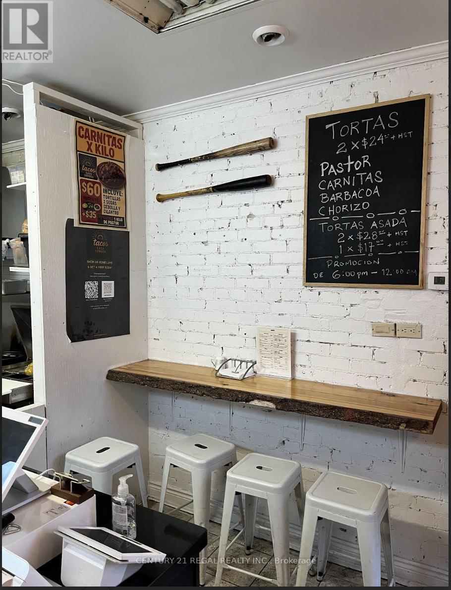 1688 Dufferin Street W, Toronto, Ontario  M6E 3P1 - Photo 6 - W12662628