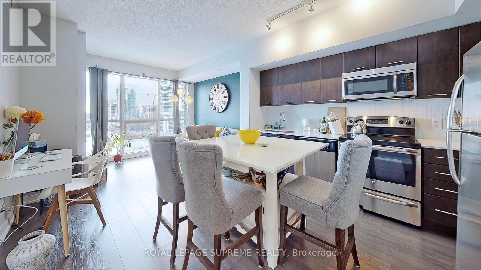 1705 - 2220 Lakeshore Boulevard, Toronto (Mimico), Ontario  M8V 0C1 - Photo 14 - W12662632