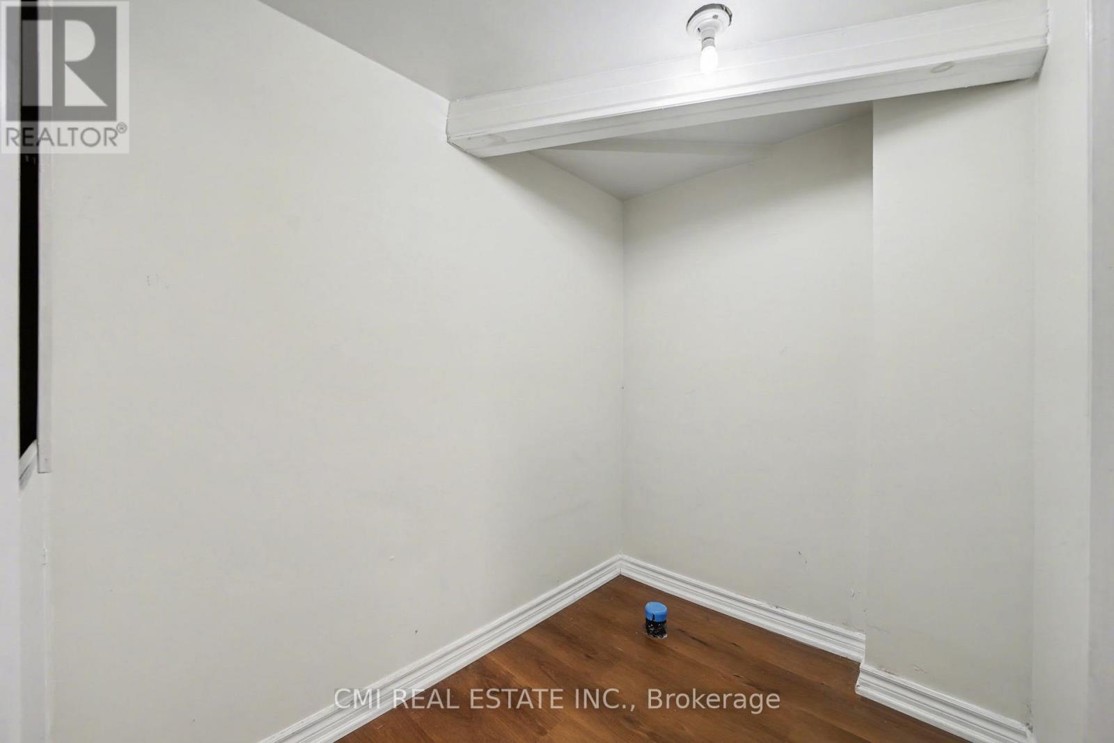 993 Lucerne Crescent, Mississauga, Ontario  L5C 3X6 - Photo 29 - W12662668