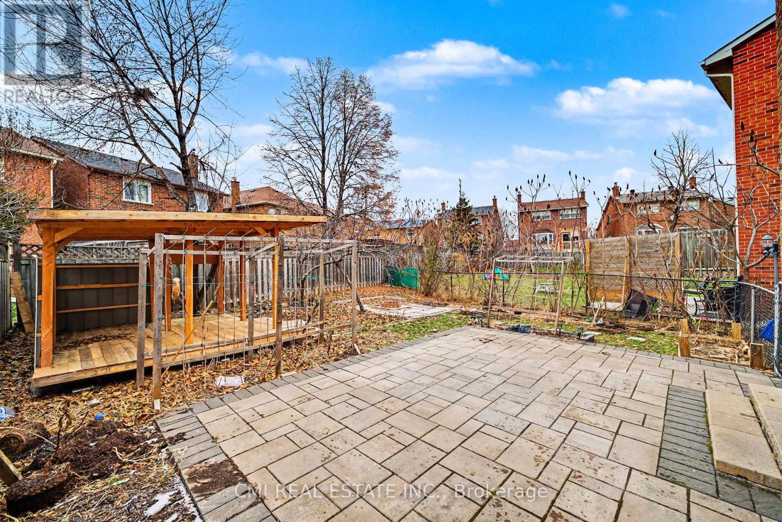 993 Lucerne Crescent, Mississauga, Ontario  L5C 3X6 - Photo 40 - W12662668