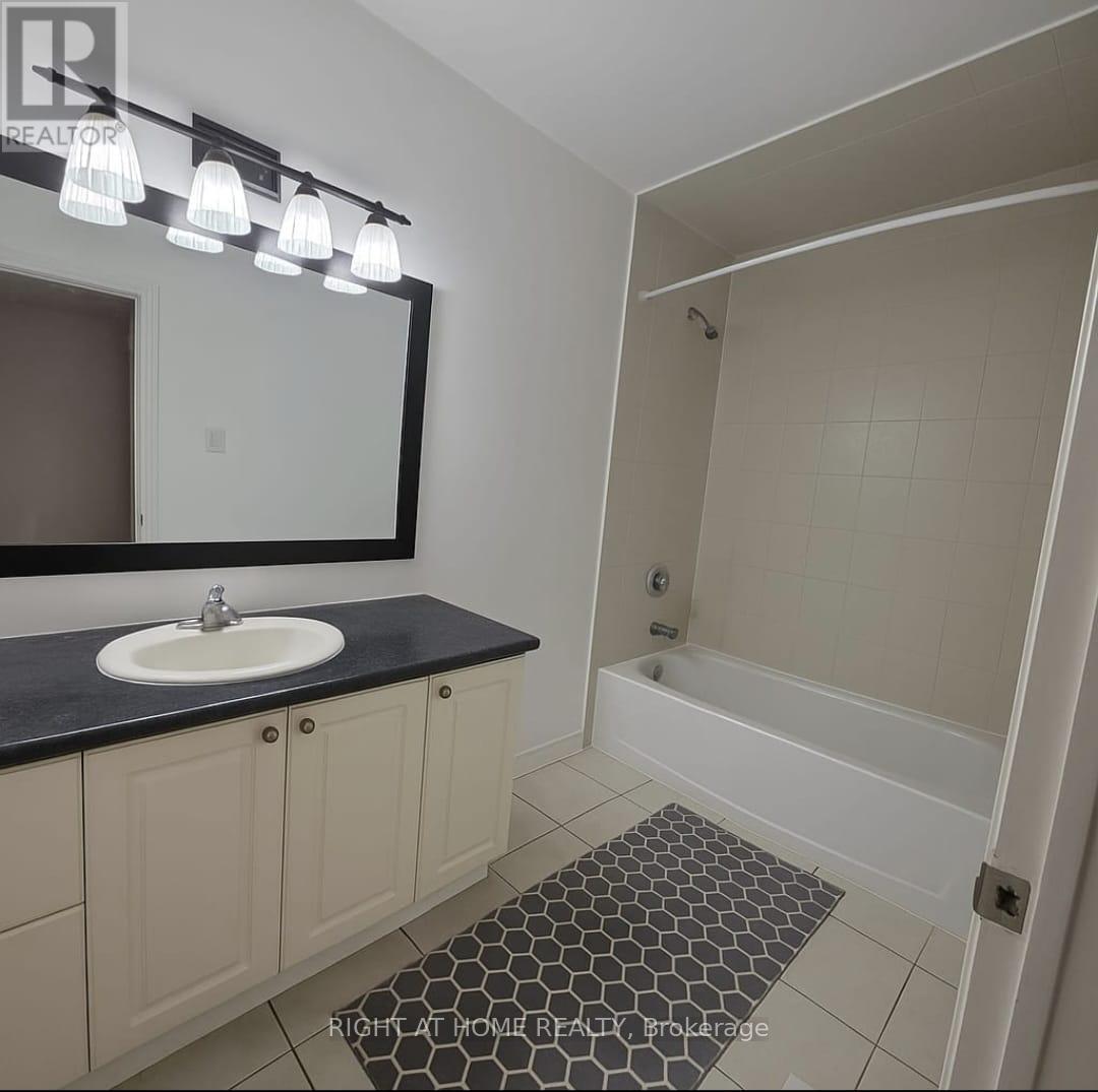 22 - 21 Lexington Avenue, Toronto, Ontario  M9V 2G4 - Photo 7 - W12662706