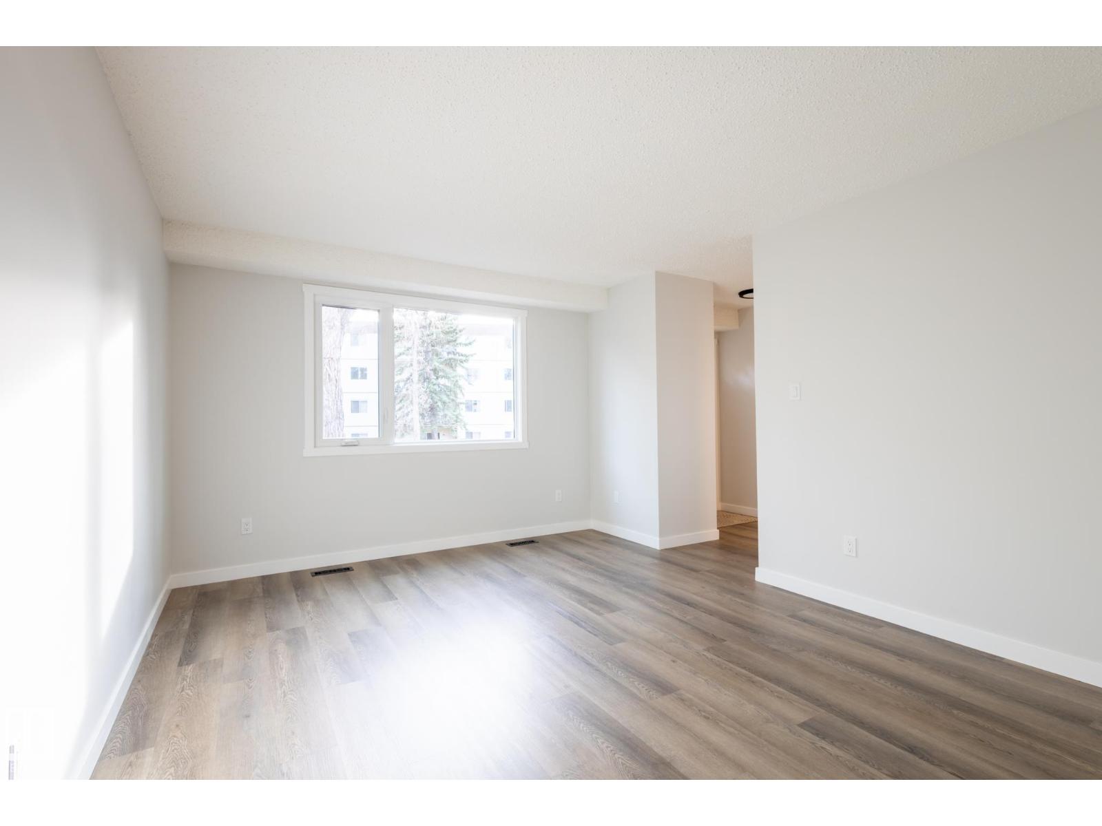 5446 144b Av Nw, Edmonton, Alberta  T5A 3N5 - Photo 17 - E4469058