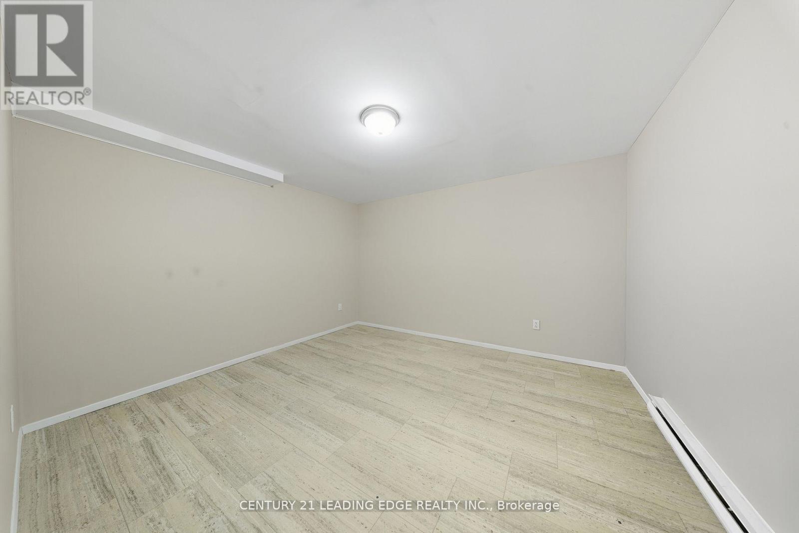 416 Scottsdale Drive, Guelph, Ontario  N1G 2Z8 - Photo 16 - X12662704