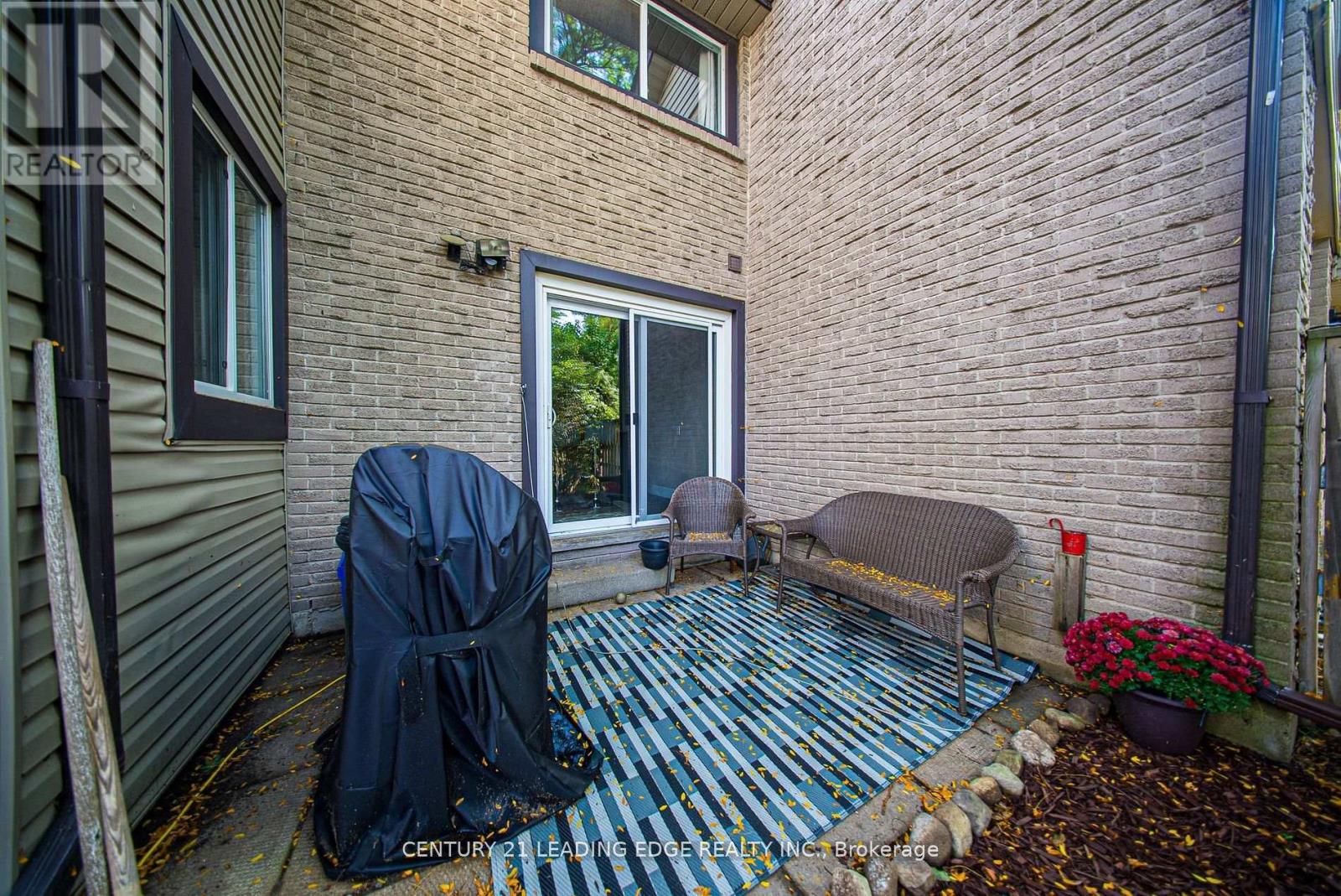 416 Scottsdale Drive, Guelph, Ontario  N1G 2Z8 - Photo 18 - X12662704