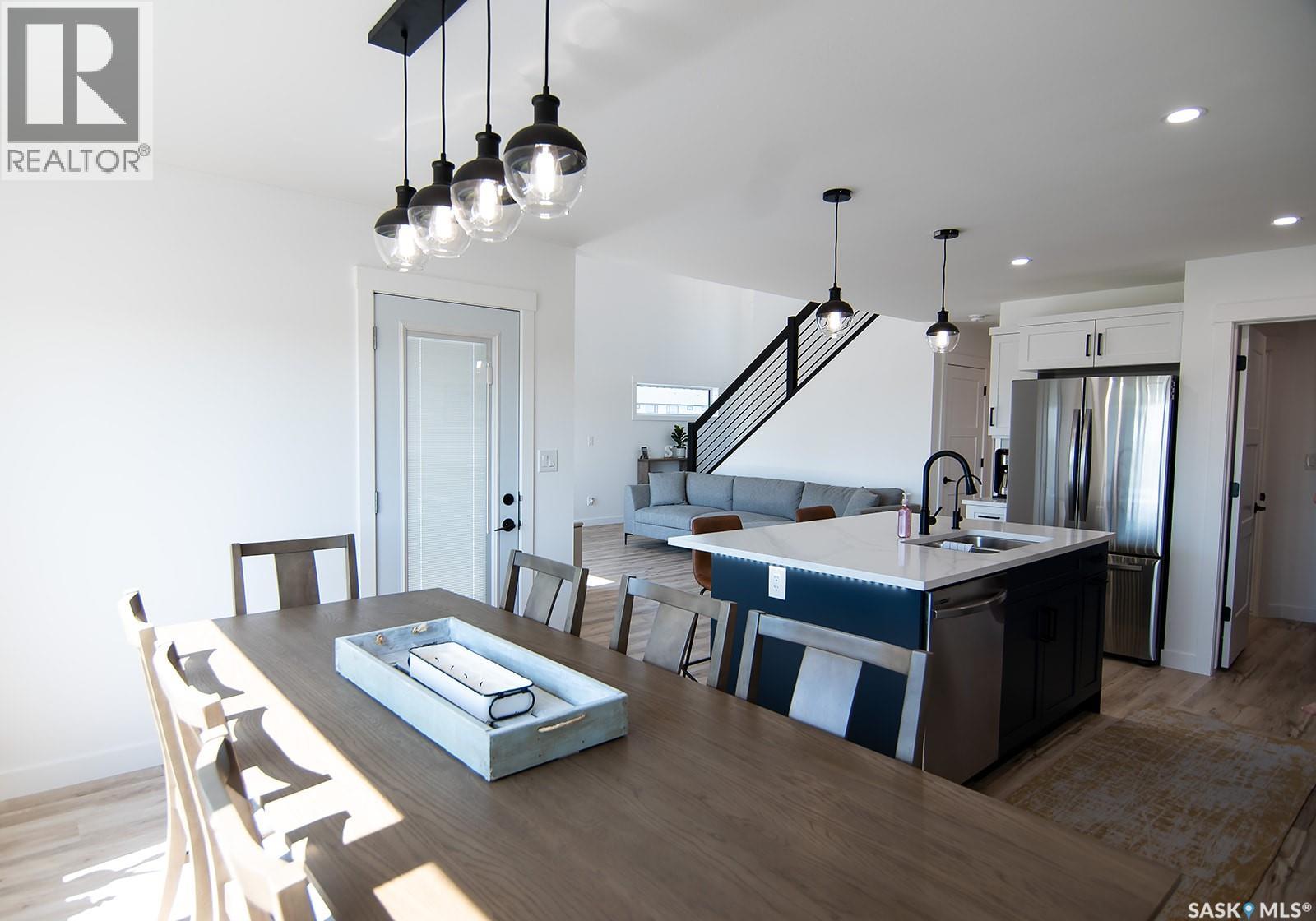 5245 Green Quartz Bay, Regina, Saskatchewan  S4V 3T1 - Photo 10 - SK026173