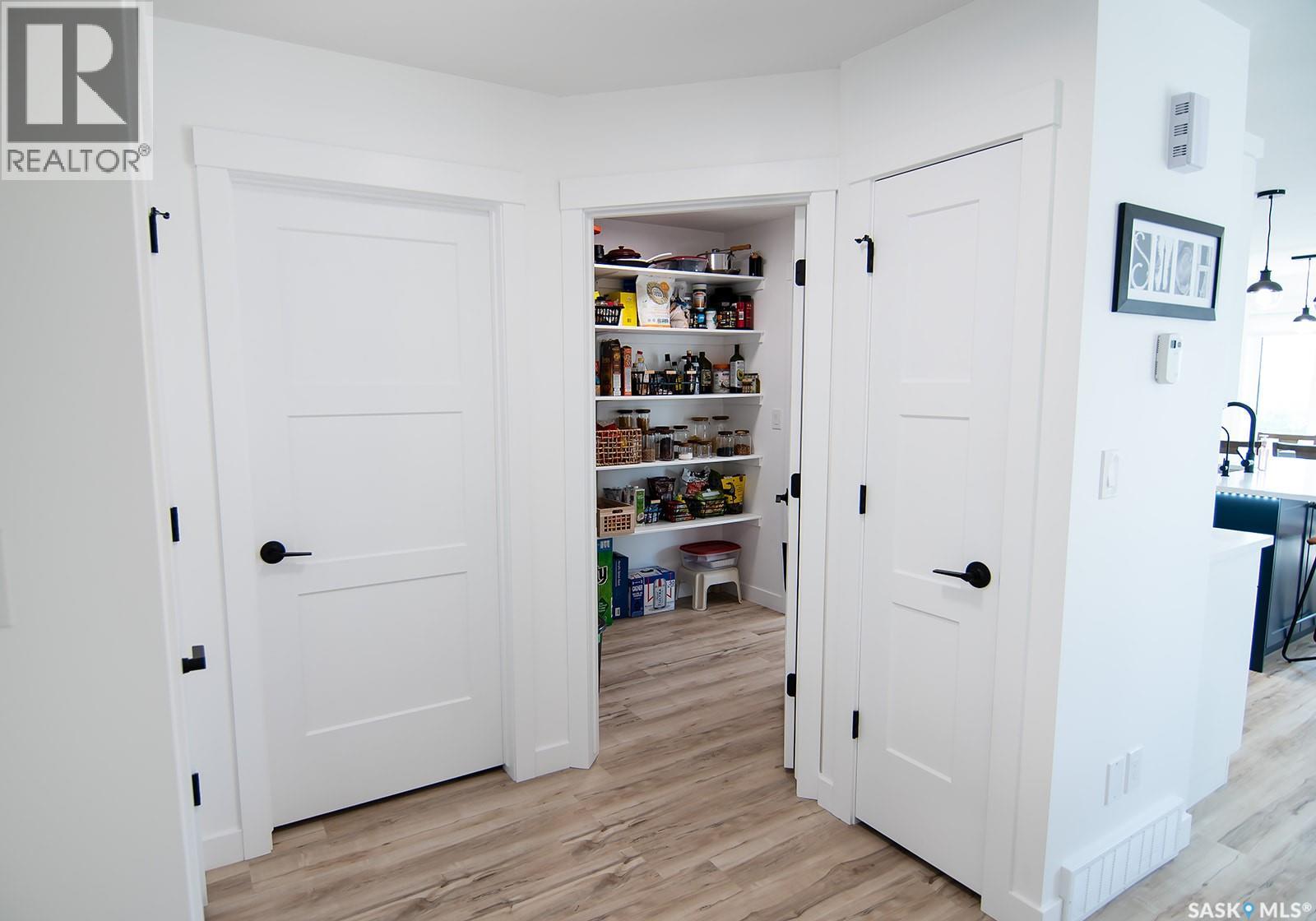 5245 Green Quartz Bay, Regina, Saskatchewan  S4V 3T1 - Photo 15 - SK026173