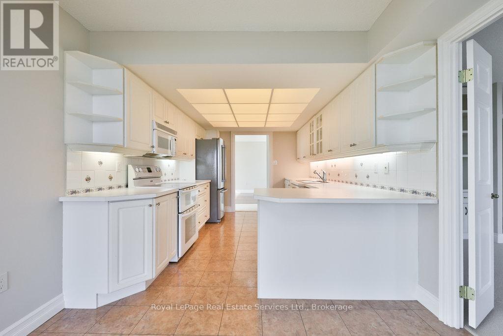 607 - 2170 Marine Drive, Oakville, Ontario  L6L 5V1 - Photo 16 - W12662784