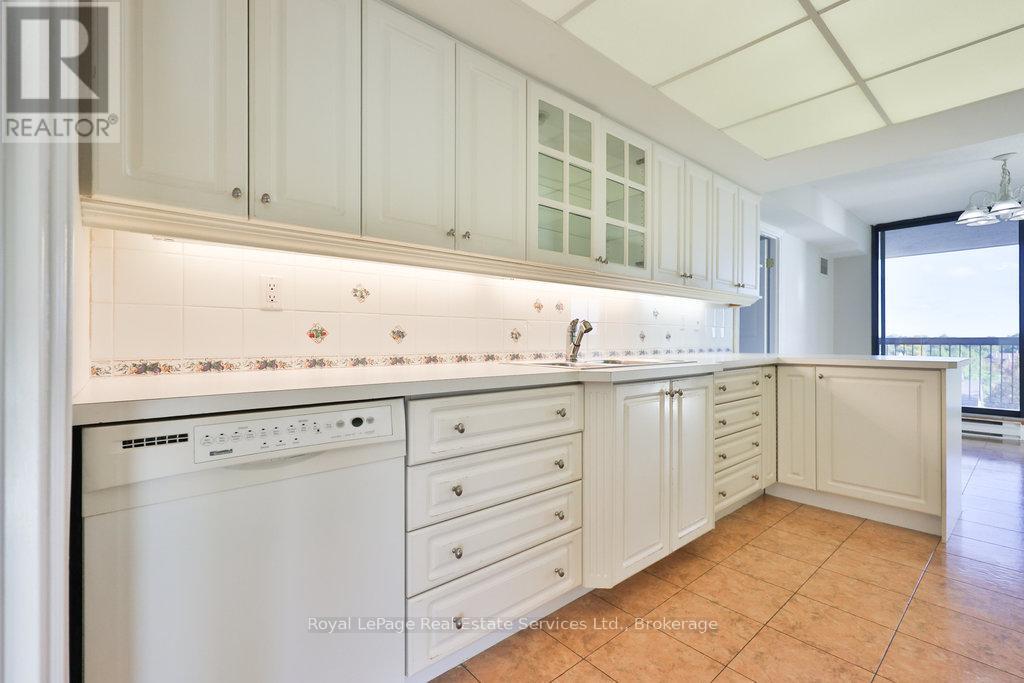 607 - 2170 Marine Drive, Oakville, Ontario  L6L 5V1 - Photo 20 - W12662784