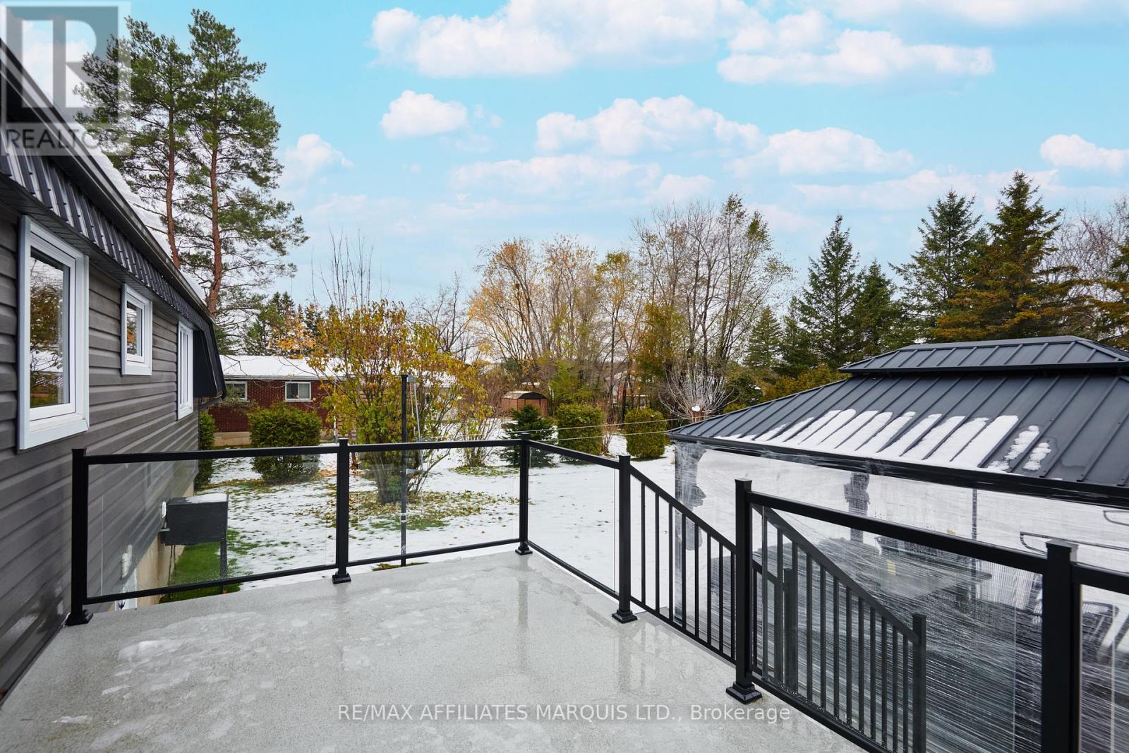 20391 Park Crescent, South Glengarry, Ontario  K0C 1L0 - Photo 30 - X12662812