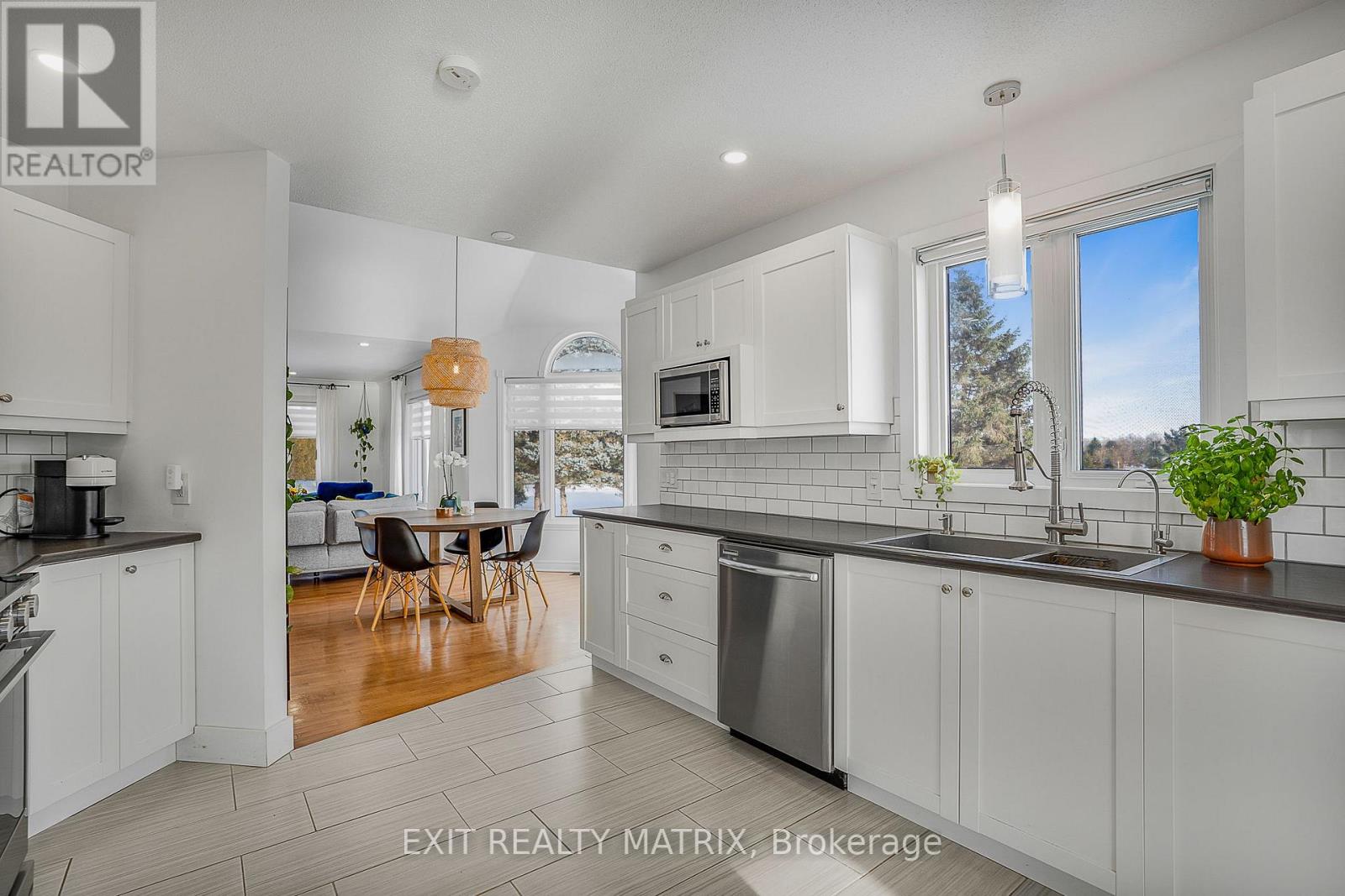 1540 Sandy Hill Road, Champlain, Ontario  K6A 2R2 - Photo 12 - X12662924