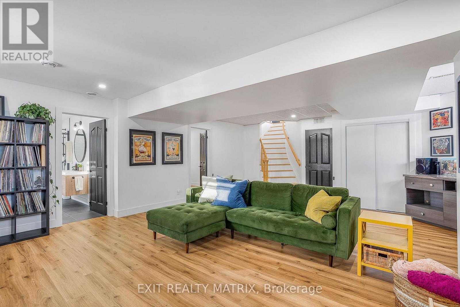 1540 Sandy Hill Road, Champlain, Ontario  K6A 2R2 - Photo 25 - X12662924