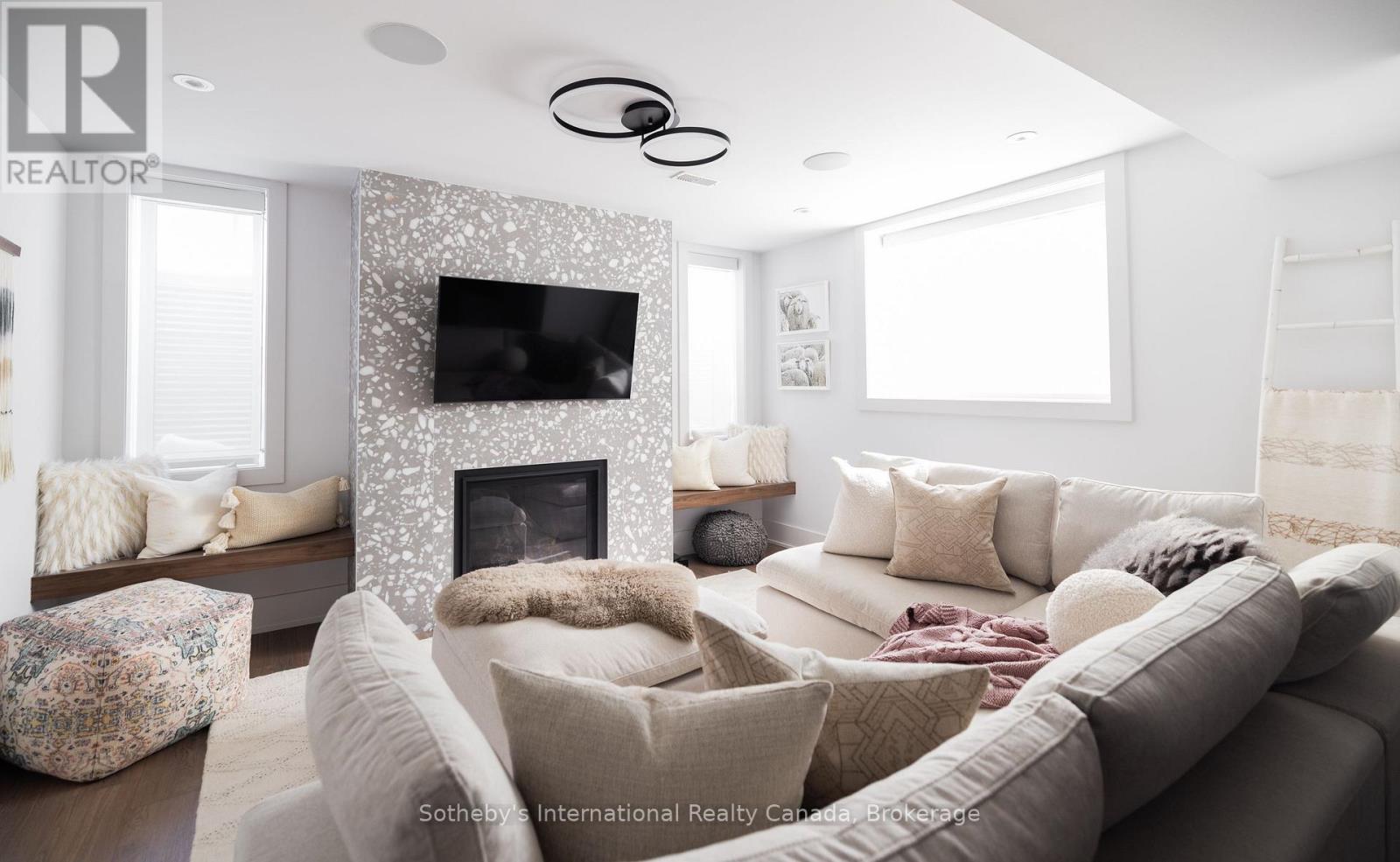 149 Landry Lane, Blue Mountains, Ontario  N0H 2P0 - Photo 31 - X12662818