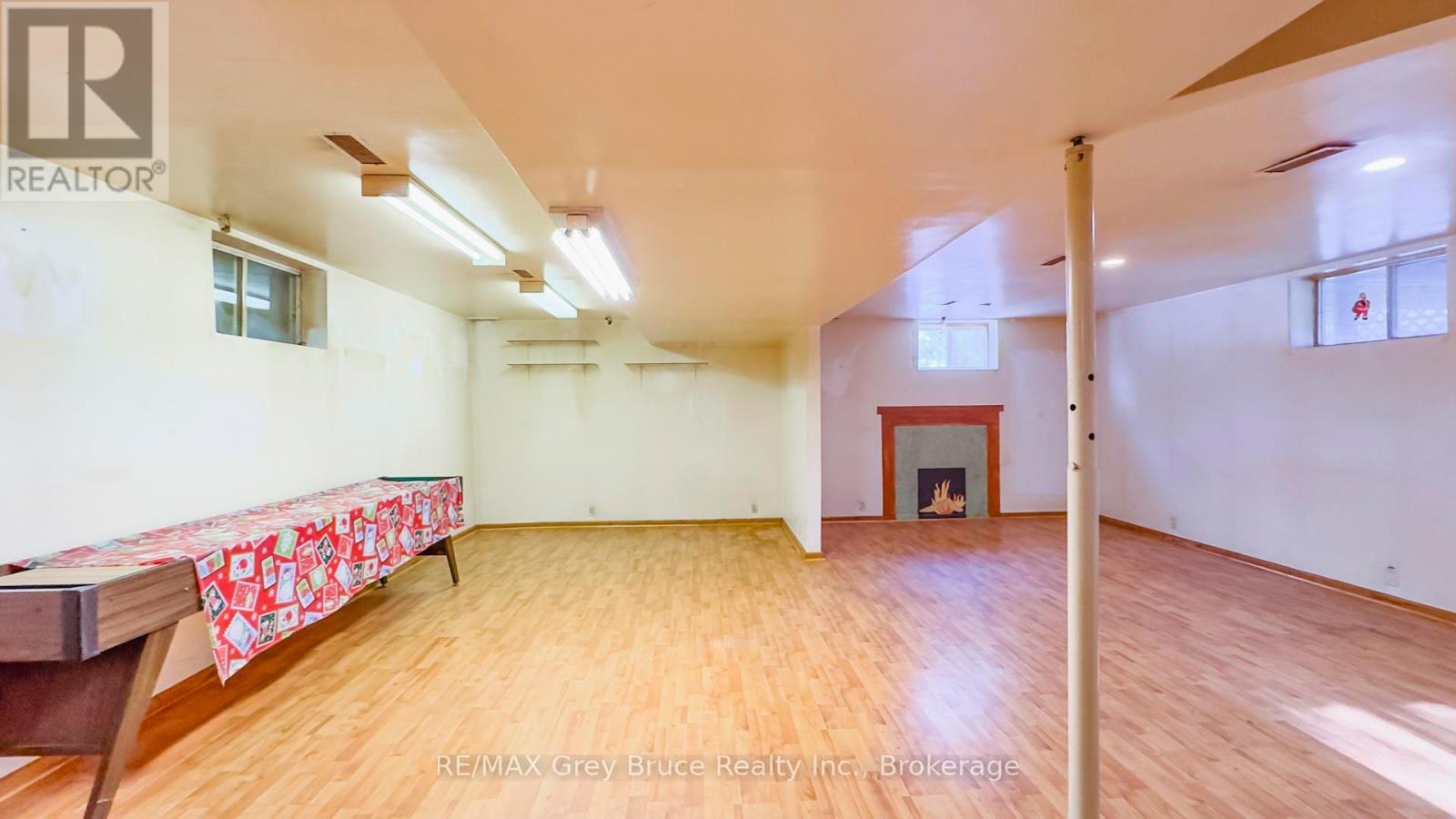 276 West Street, Georgian Bluffs, Ontario  N4K 5N7 - Photo 19 - X12662830