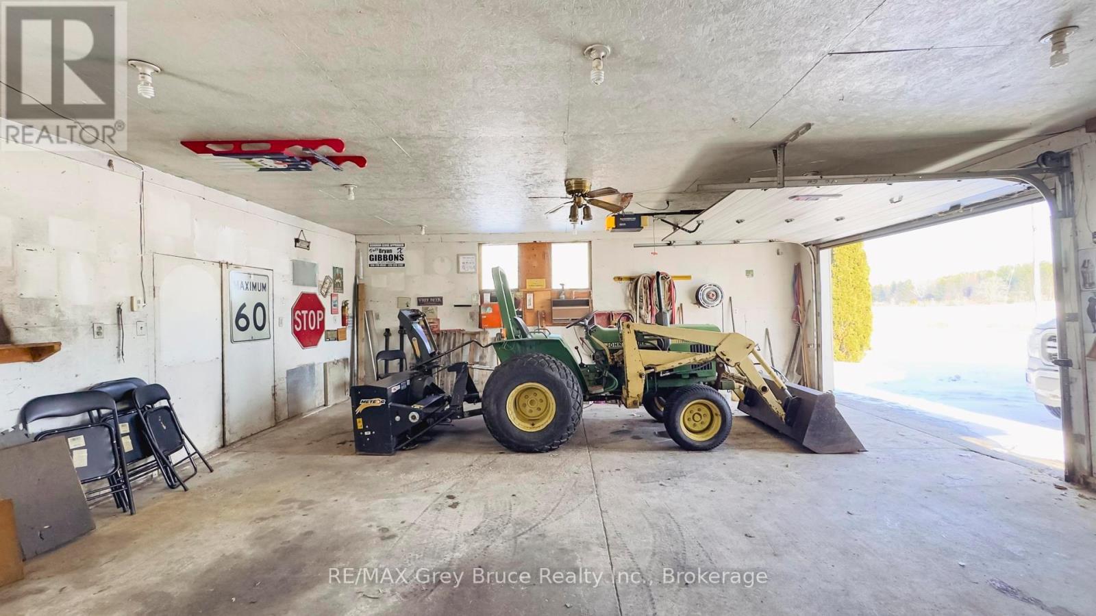 276 West Street, Georgian Bluffs, Ontario  N4K 5N7 - Photo 22 - X12662830