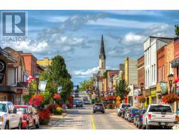 C1 - 237 MAIN STREET S, Newmarket, Ontario