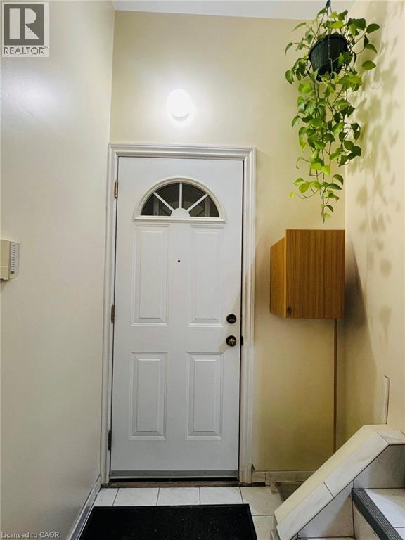 10 Rose Crescent Unit# Bsmt, Stoney Creek, Ontario  L8G 3W7 - Photo 3 - 40794187