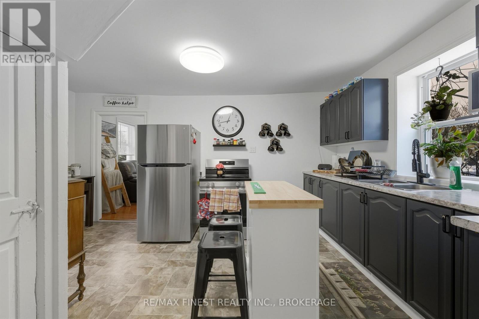 1537 County Road 2, Front Of Yonge, Ontario  K0E 1R0 - Photo 13 - X12662808