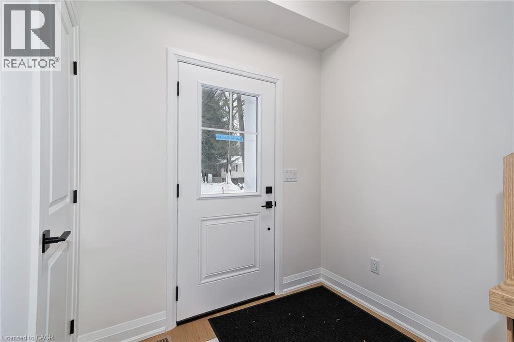 10 Frederick Drive, Wasaga Beach, Ontario  L9Z 1P1 - Photo 5 - 40794534