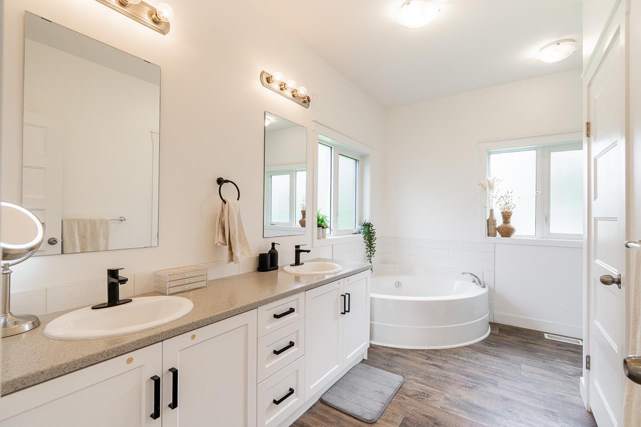 934 248 Street, Langley, British Columbia  V4W 2G1 - Photo 37 - R3075209