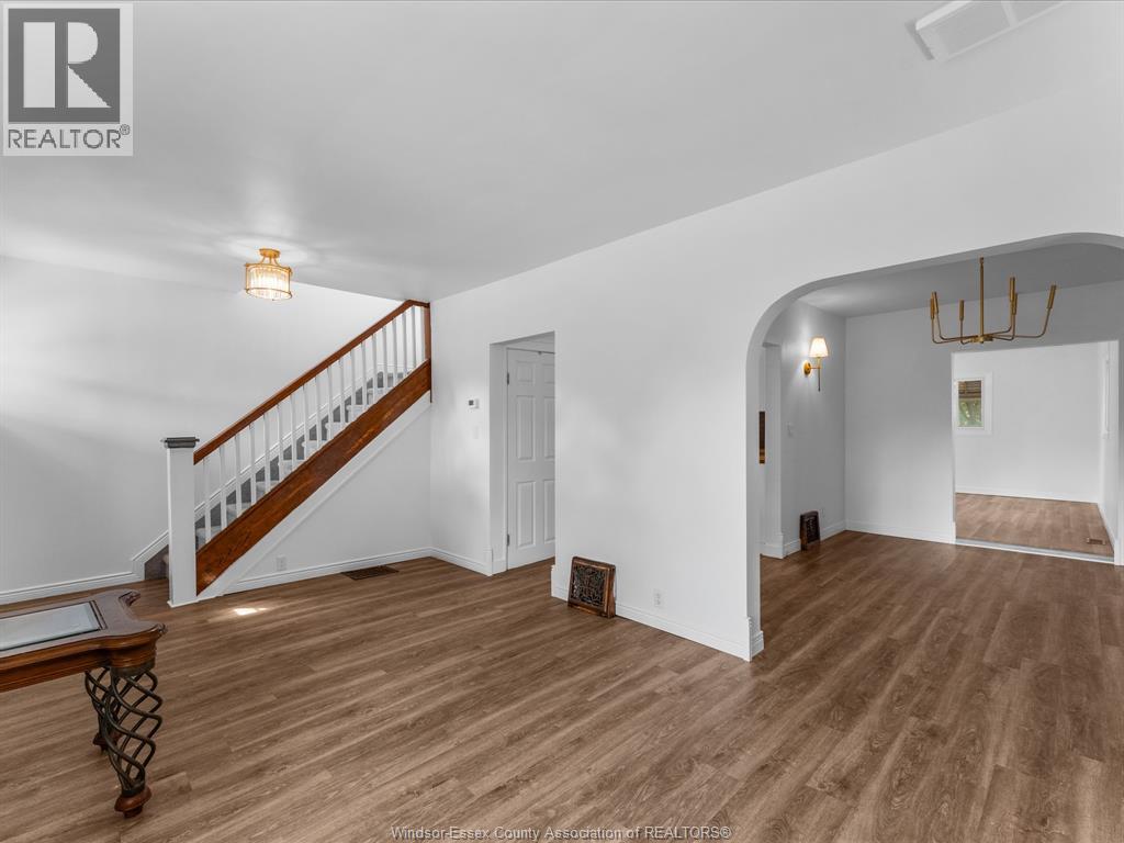 1133 Moy Avenue, Windsor, Ontario  N9A 2P4 - Photo 5 - 26000181