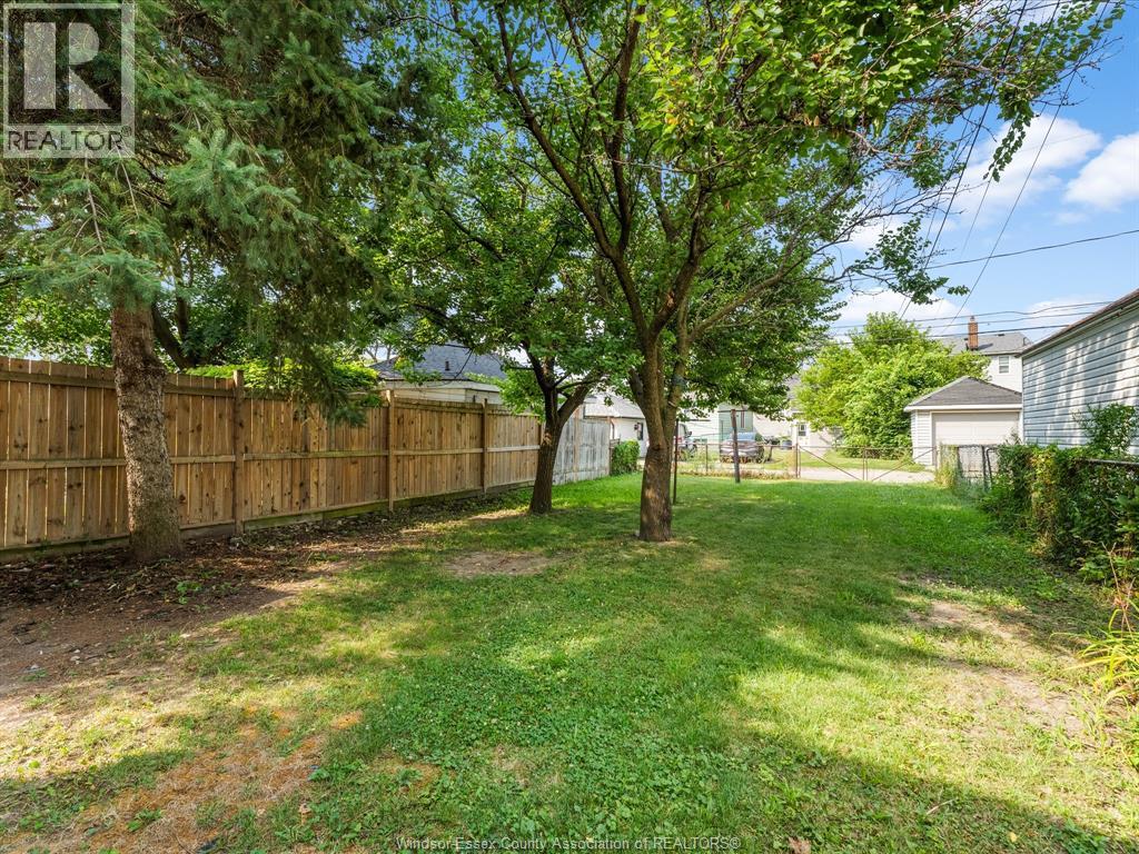 1133 Moy Avenue, Windsor, Ontario  N9A 2P4 - Photo 24 - 26000181