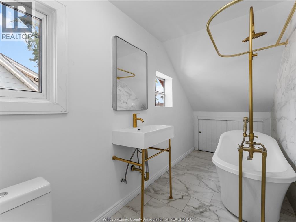 1133 Moy Avenue, Windsor, Ontario  N9A 2P4 - Photo 14 - 26000181