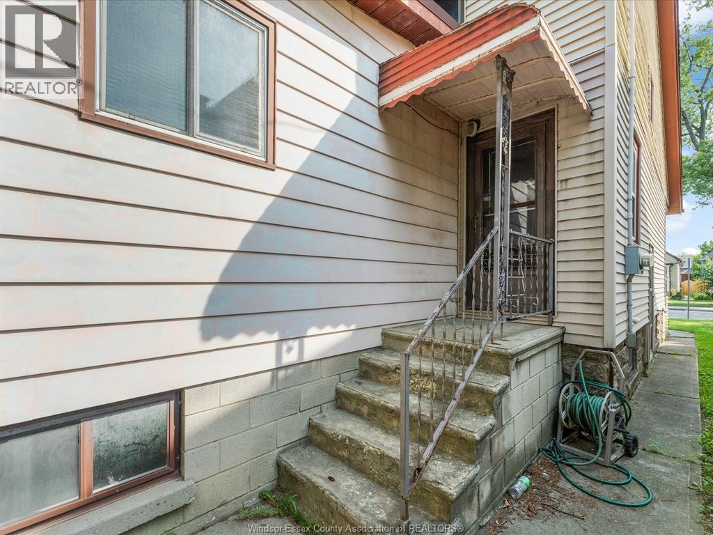 1133 Moy Avenue, Windsor, Ontario  N9A 2P4 - Photo 23 - 26000181