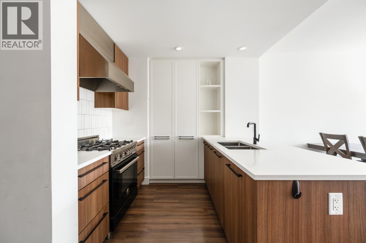 205 6933 Cambie Street, Vancouver, British Columbia  V6P 0J1 - Photo 4 - R3068888