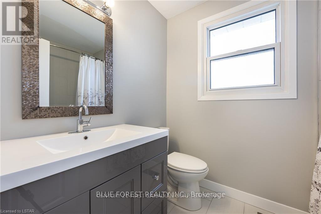 106 - 70 Fiddlers Green Road, London North, Ontario  N6H 4R4 - Photo 10 - X12662738