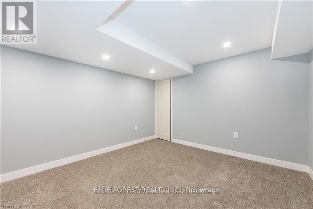 106 - 70 Fiddlers Green Road, London North, Ontario  N6H 4R4 - Photo 15 - X12662738