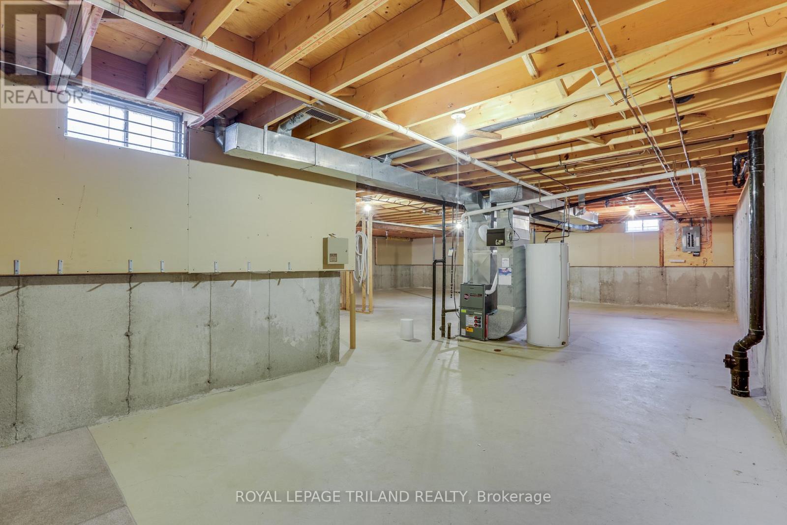 34 - 30 Doon Drive, London North, Ontario  N5X 3P1 - Photo 31 - X12662742