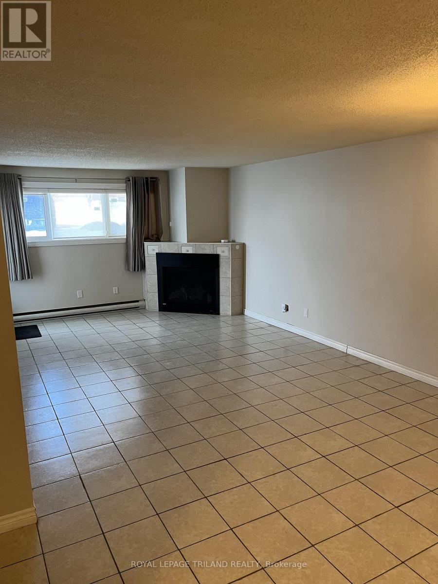 115 - 9 Jacksway Crescent, London North, Ontario  N5X 3T7 - Photo 5 - X12662762