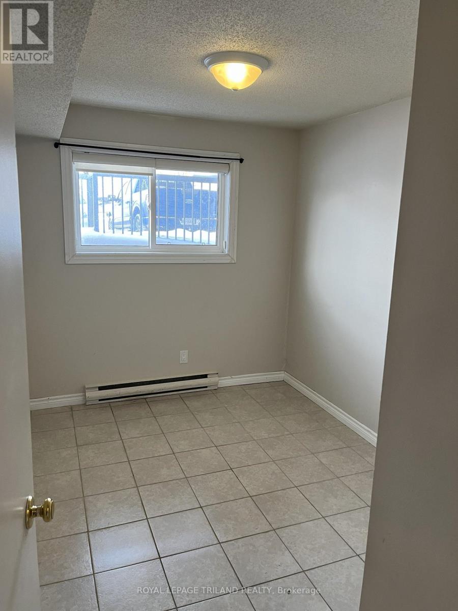 115 - 9 Jacksway Crescent, London North, Ontario  N5X 3T7 - Photo 9 - X12662762