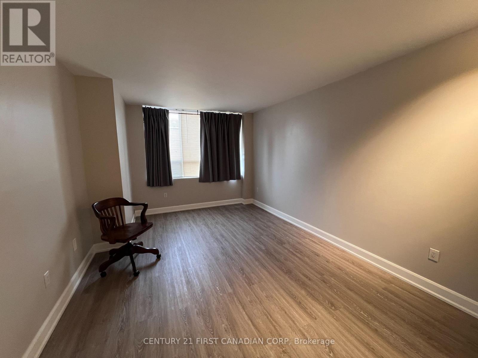 403 - 7 Picton Street, London East, Ontario  N6B 3N7 - Photo 8 - X12662938