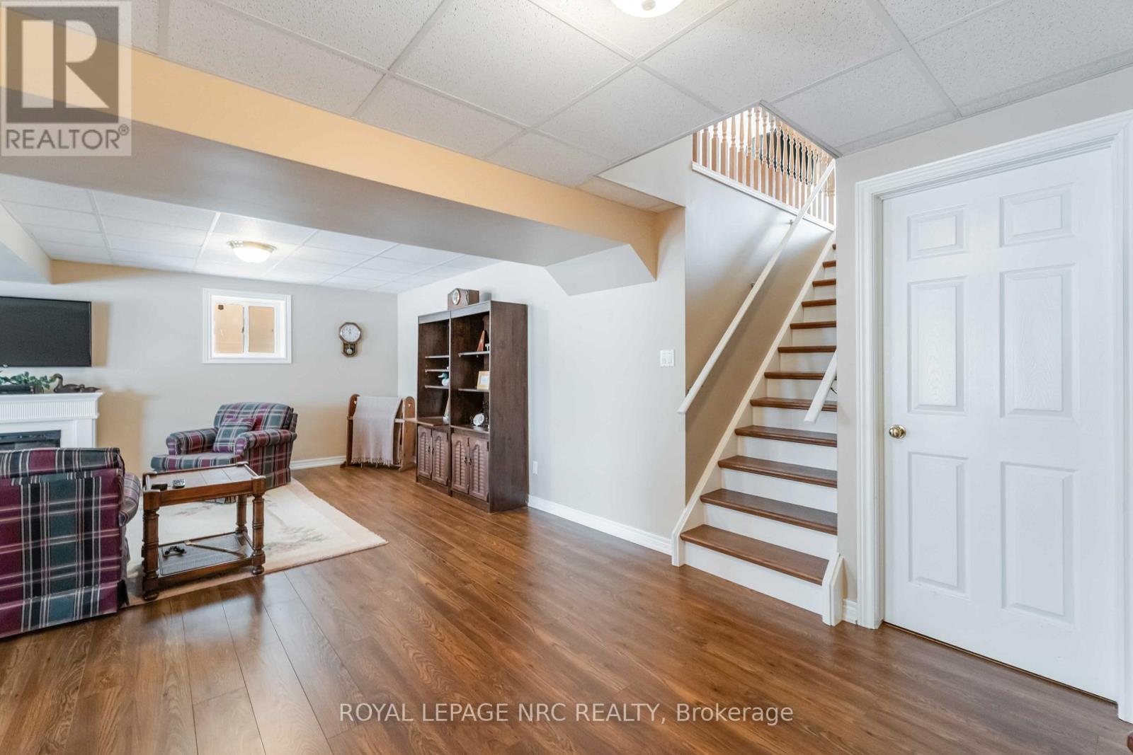 4114 Highland Park Drive, Lincoln, Ontario  L3J 0L7 - Photo 26 - X12537442