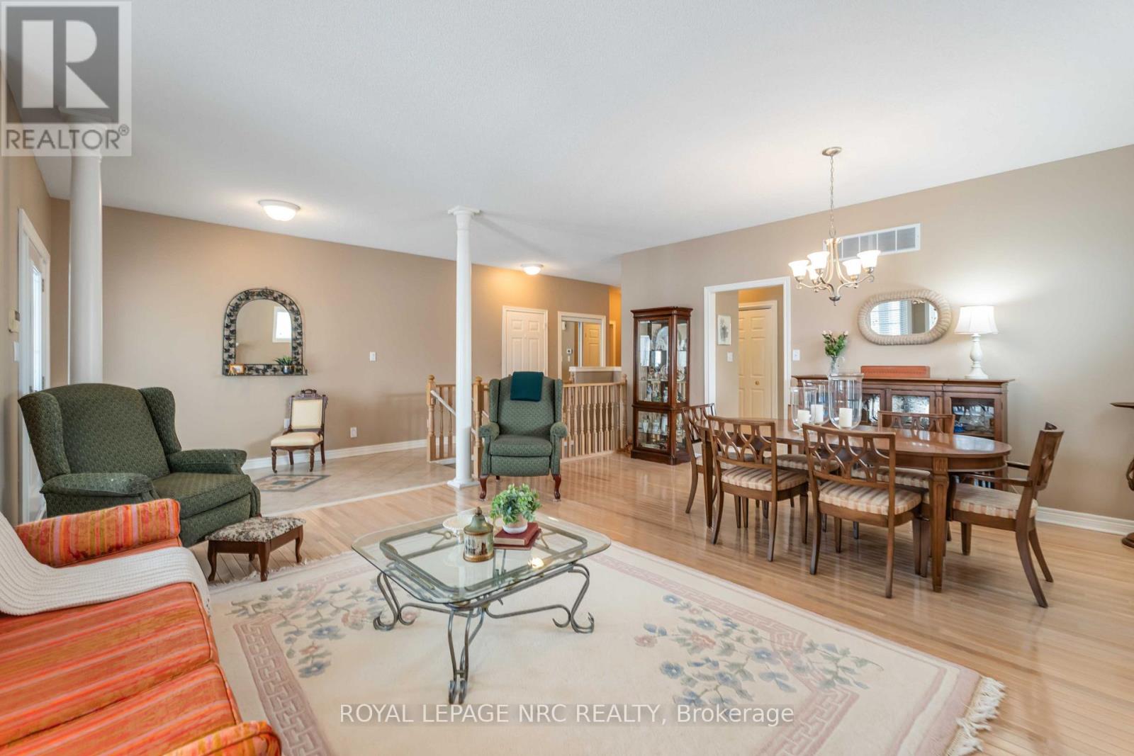 4114 Highland Park Drive, Lincoln, Ontario  L3J 0L7 - Photo 9 - X12537442