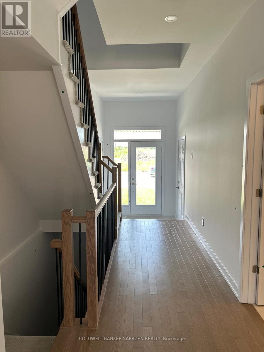 88 Ploughshare Road, Ottawa, Ontario K2S 2T6 - Photo 2 - X12662724