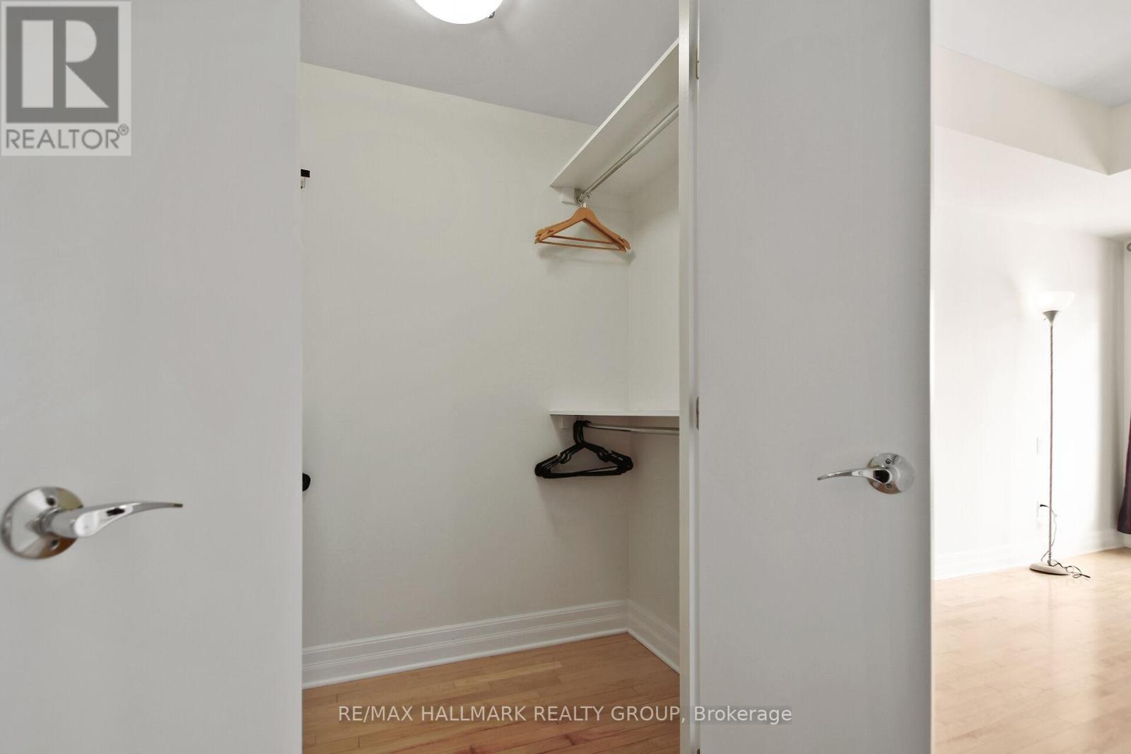 402 - 75 Cleary Avenue, Ottawa, Ontario  K2A 1R8 - Photo 27 - X12662822