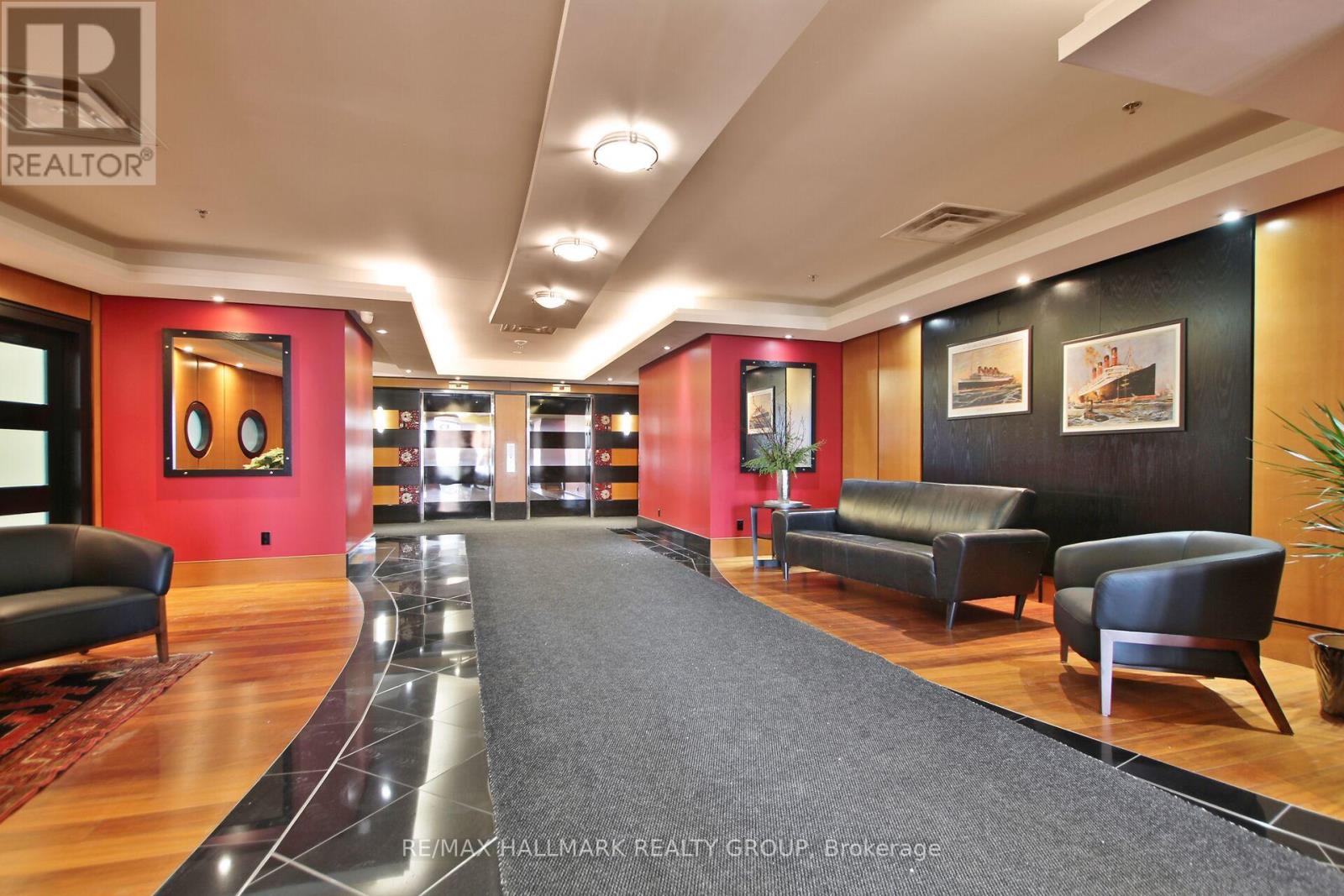 402 - 75 Cleary Avenue, Ottawa, Ontario  K2A 1R8 - Photo 3 - X12662822