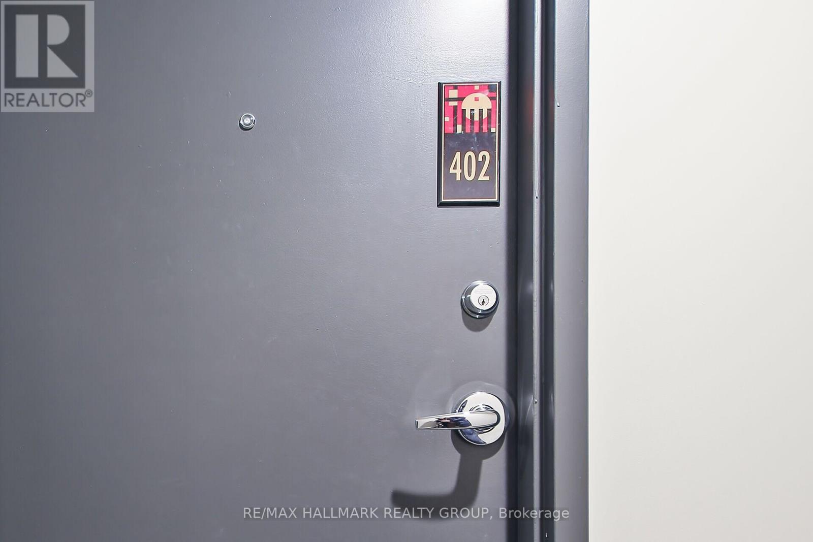 402 - 75 Cleary Avenue, Ottawa, Ontario  K2A 1R8 - Photo 4 - X12662822