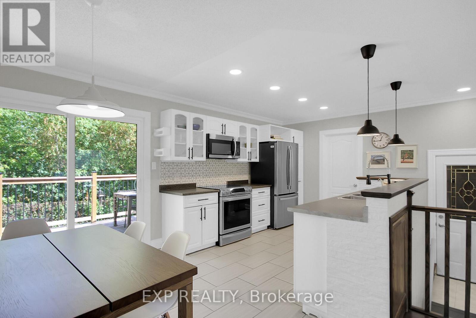 301 Water Street, Mississippi Mills, Ontario  K0A 1A0 - Photo 15 - X12662914