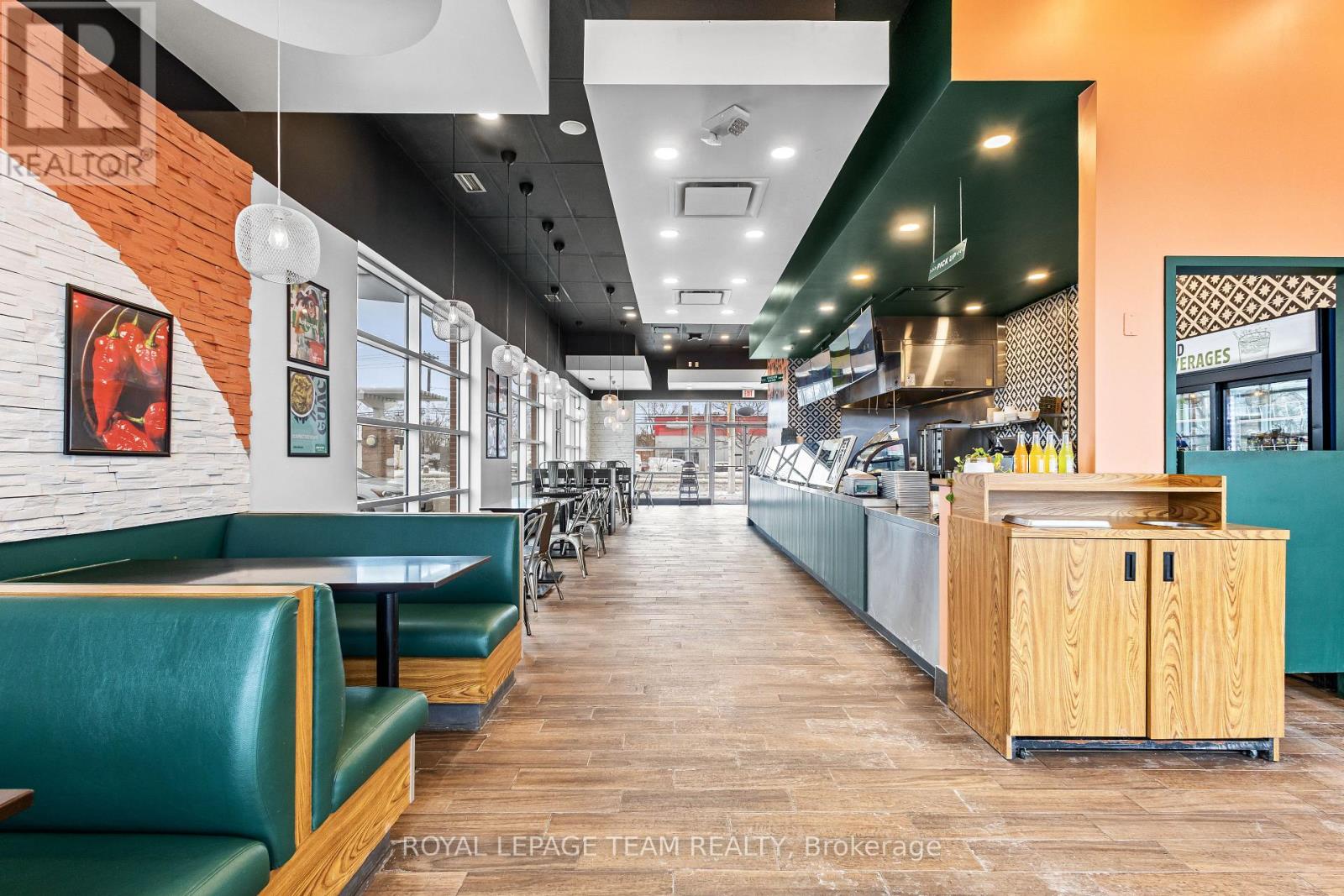 1385 Baseline Road, Ottawa, Ontario  K2C 3G1 - Photo 10 - X12662918