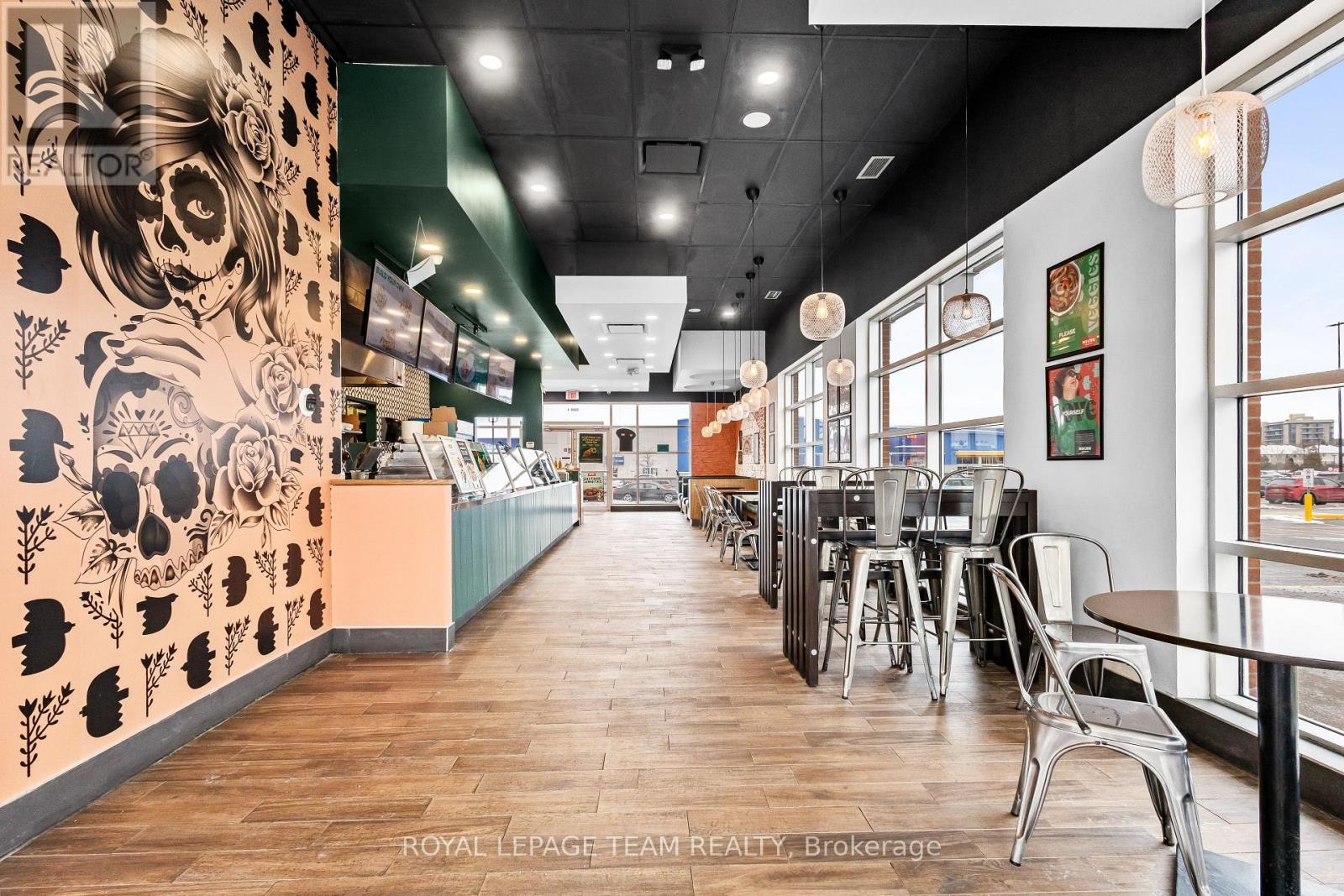 1385 Baseline Road, Ottawa, Ontario  K2C 3G1 - Photo 13 - X12662918