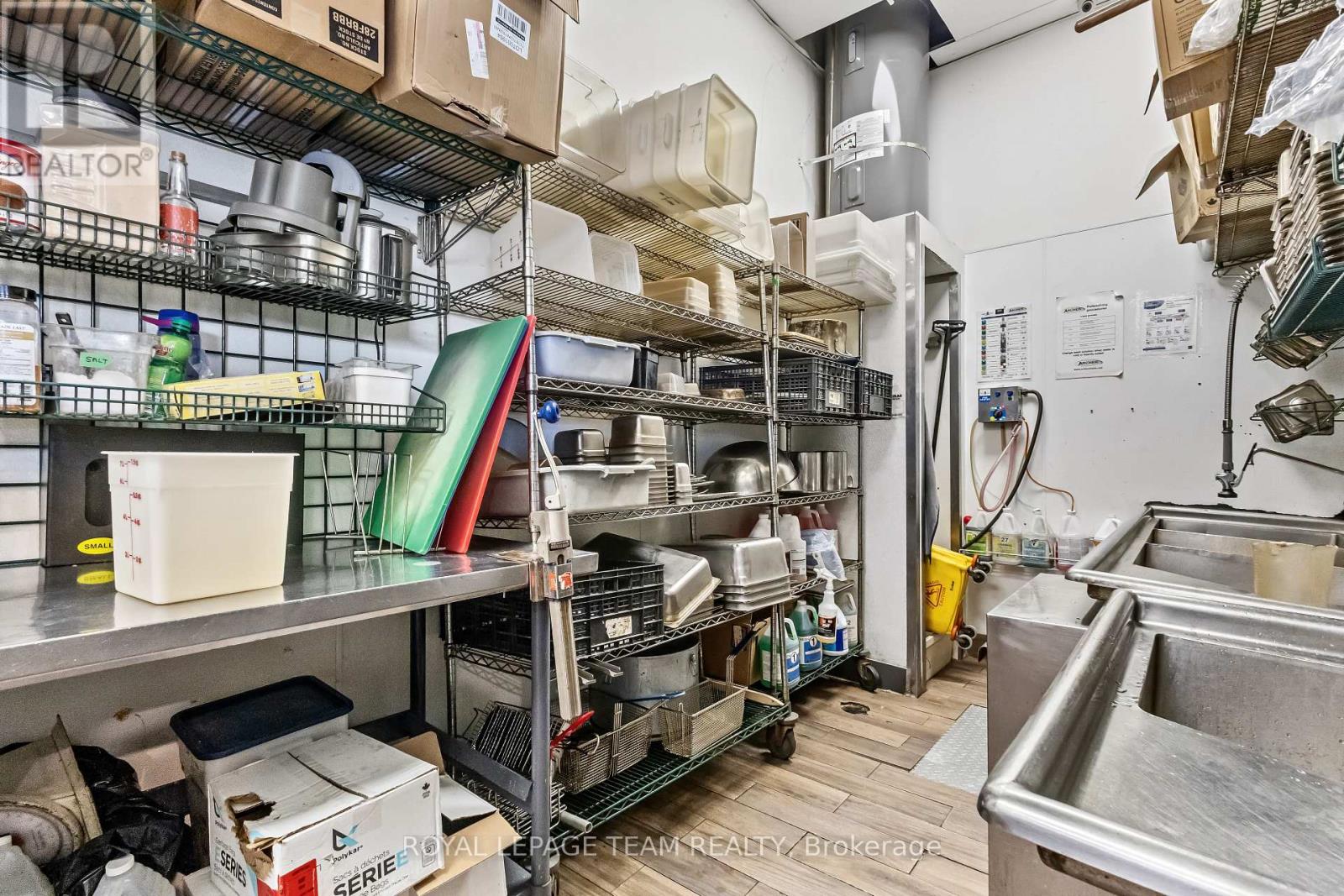 1385 Baseline Road, Ottawa, Ontario  K2C 3G1 - Photo 26 - X12662918