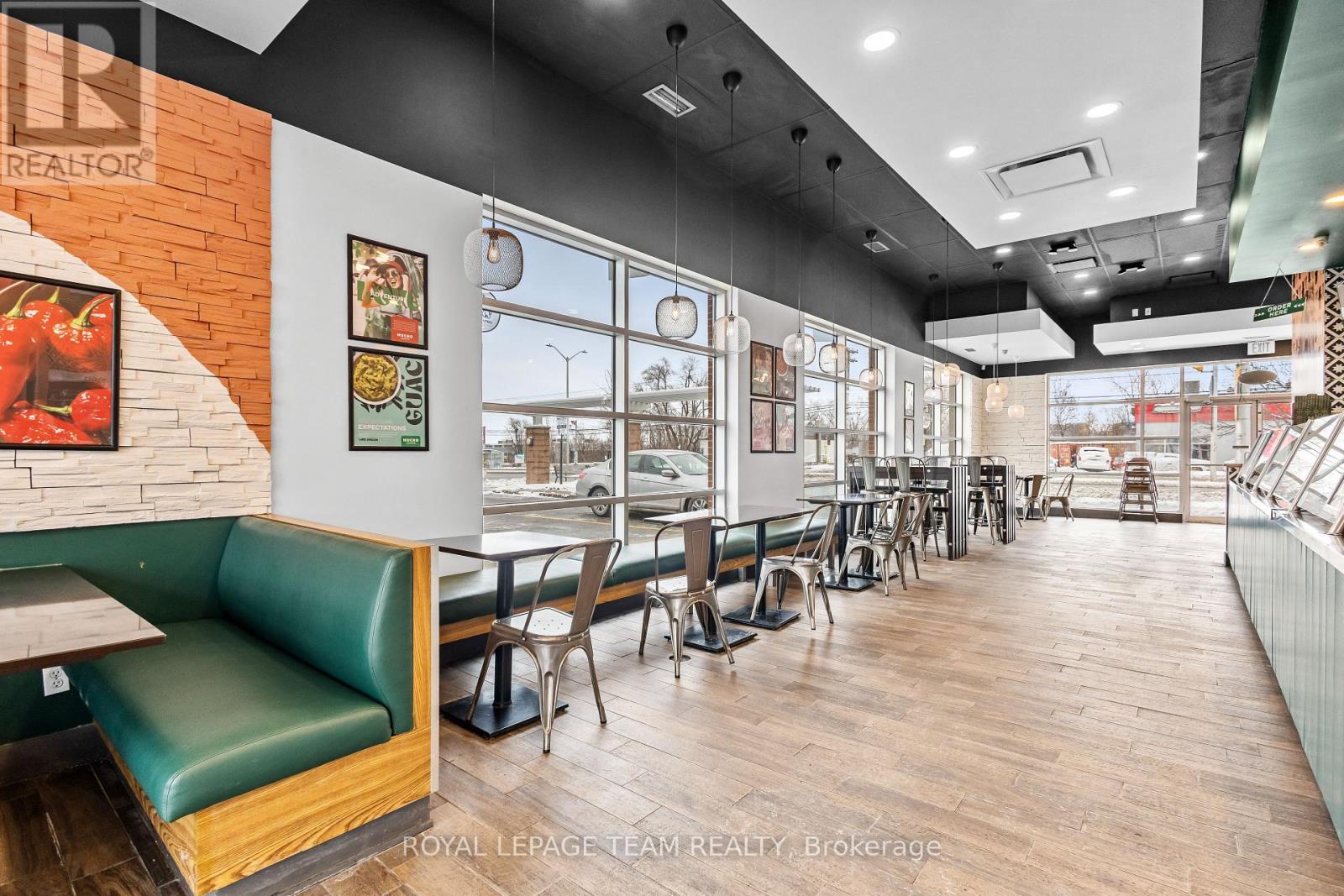 1385 Baseline Road, Ottawa, Ontario  K2C 3G1 - Photo 9 - X12662918