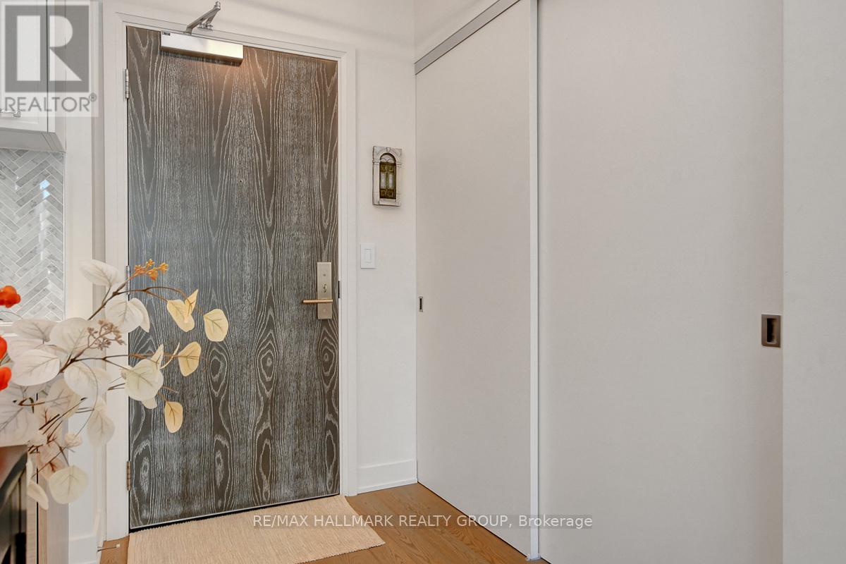 907 - 428 Sparks Street, Ottawa, Ontario  K1R 0B3 - Photo 6 - X12662992