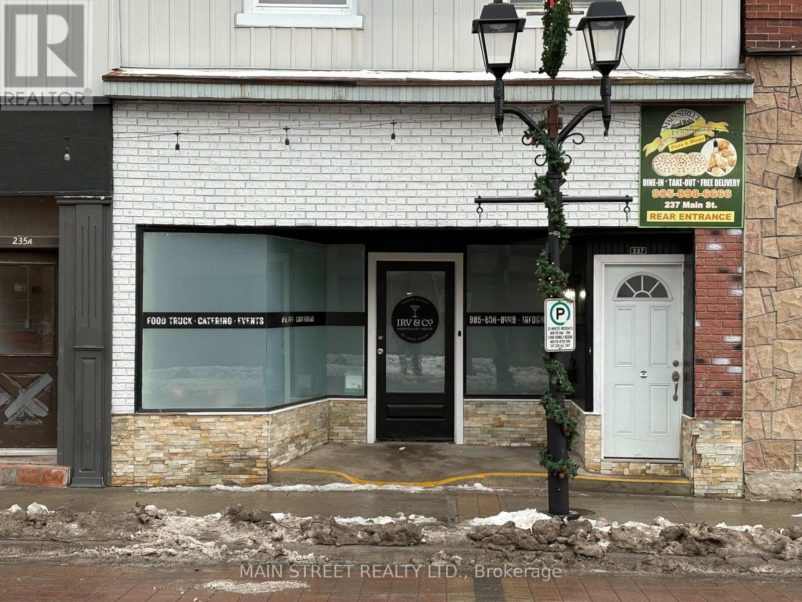 C1 - 237 Main Street S, Newmarket, Ontario  L3Y 3Z4 - Photo 3 - N12640852