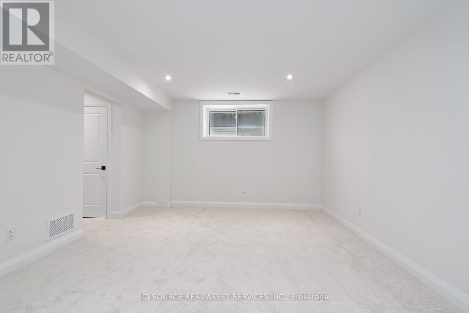 10 Frederick Drive, Wasaga Beach, Ontario  L9Z 1P1 - Photo 21 - S12647490