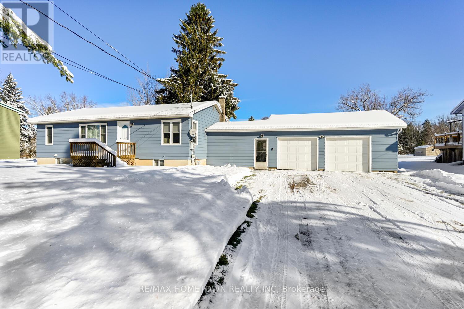 1229 Hallecks Road S, Elizabethtown-Kitley, Ontario K6V 5T3 - Photo 1 - X12662780
