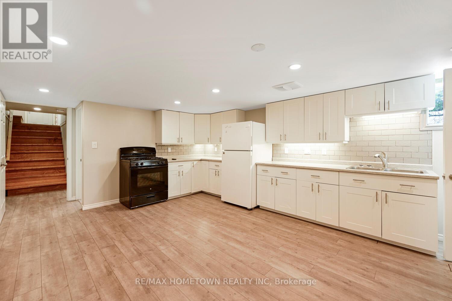 1229 Hallecks Road S, Elizabethtown-Kitley, Ontario K6V 5T3 - Photo 31 - X12662780